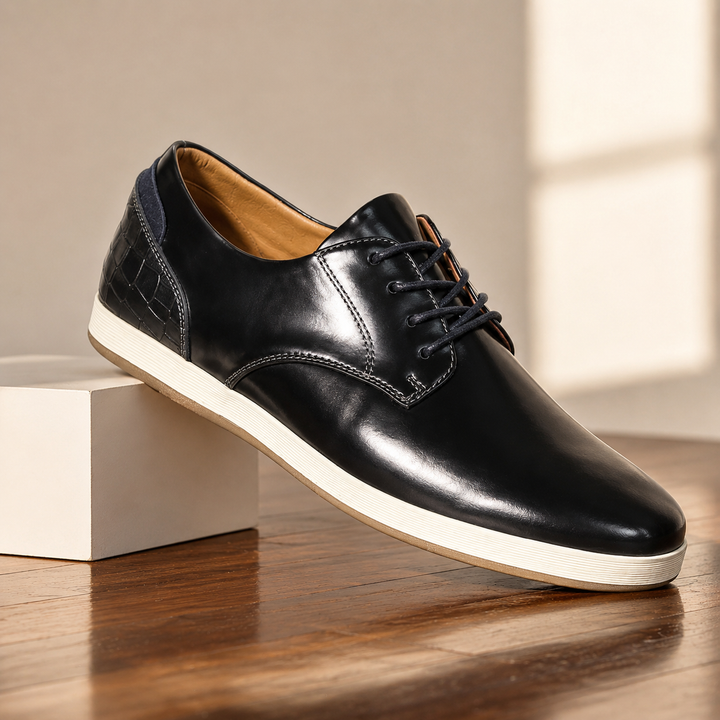 Camden Low-Top Sneakers
