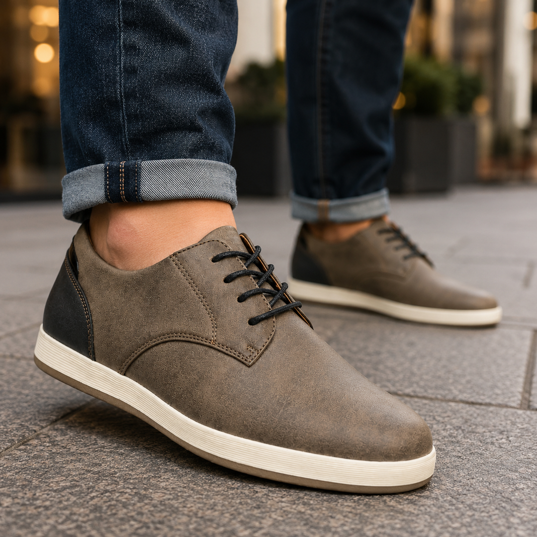 Camden Low-Top Sneakers